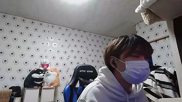 Snapshot of pychan chatting on February 2025 10:18:01 AM pychan online show from February 2025 10:18:01 AM