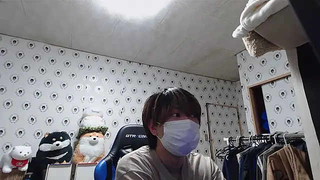 Snapshot of pychan chatting on March 2025 01:54:01 PM pychan online show from March 2025 01:54:01 PM