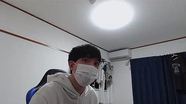 Snapshot of pychan chatting on December 2025 12:12:02 PM pychan online show from December 2025 12:12:02 PM