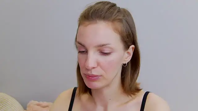 Beauty Alex online show from January 2025 05:42:02 AM