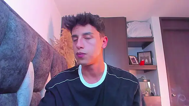 I Gabriel online show from January 2025 01:42:01 AM