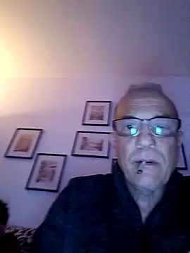 Snapshot of Sborrone65 chatting on February 2026 01:59:02 AM Sborrone65 online show from February 2026 01:59:02 AM