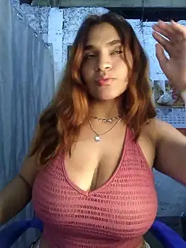 Snapshot of SexyFriends_ chatting on February 2026 01:48:02 AM SexyFriends online show from February 2026 01:48:02 AM