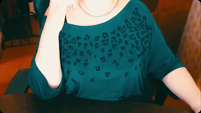 AlisaHot55 online show from December 2024 04:06:01 PM