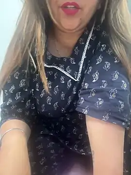 Preet Kaur 69 online show from March 2025 06:56:02 PM