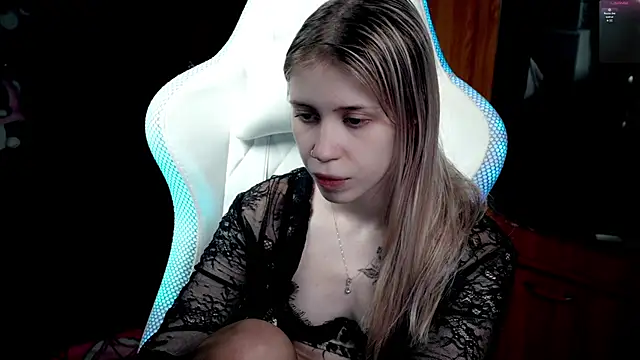 ho1yho1e online show from November 2025 06:44:02 PM