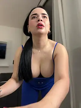 Snapshot of GeorginaJones chatting on February 2025 02:16:01 AM GeorginaJones online show from February 2025 02:16:01 AM