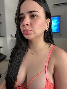 Snapshot of GeorginaJones chatting on March 2025 07:30:01 AM GeorginaJones online show from March 2025 07:30:01 AM