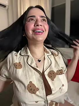 Snapshot of GeorginaJones chatting on March 2025 12:36:02 AM GeorginaJones online show from March 2025 12:36:02 AM