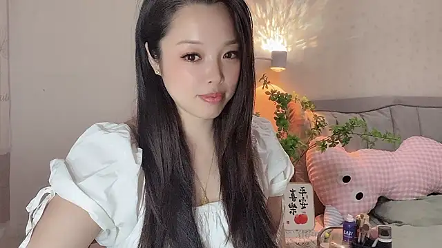 Snapshot of kk_lele chatting on May 2026 02:45:01 PM kk lele online show from May 2026 02:45:01 PM