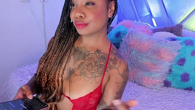 tarawilsonn online show from December 2024 08:44:01 PM