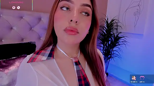 MaddyyLennon online show from March 2025 02:40:02 PM