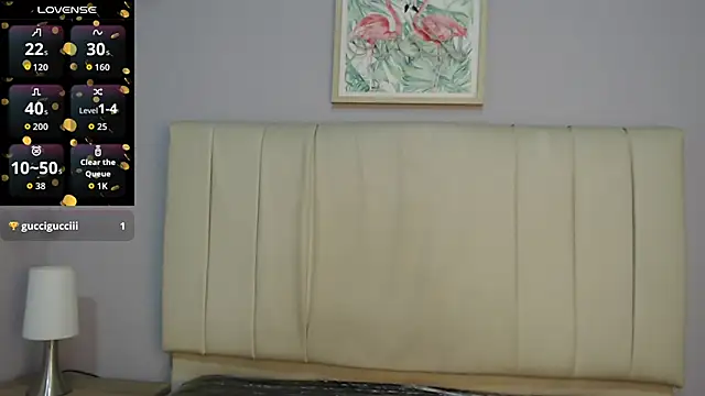 Snapshot of amy_le01 chatting on December 2025 01:28:02 PM amy le01 online show from December 2025 01:28:02 PM