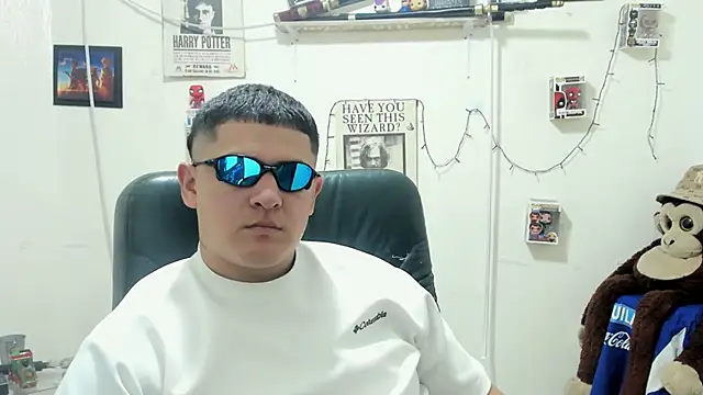 ney 22 online show from November 2025 09:42:02 AM