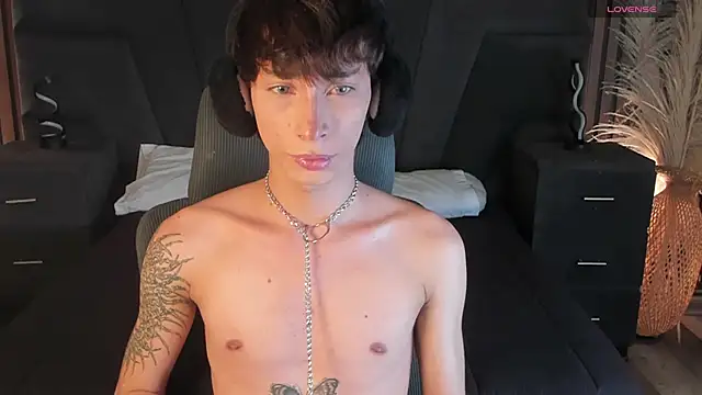 AndyWiilliams online show from April 2026 09:09:02 PM