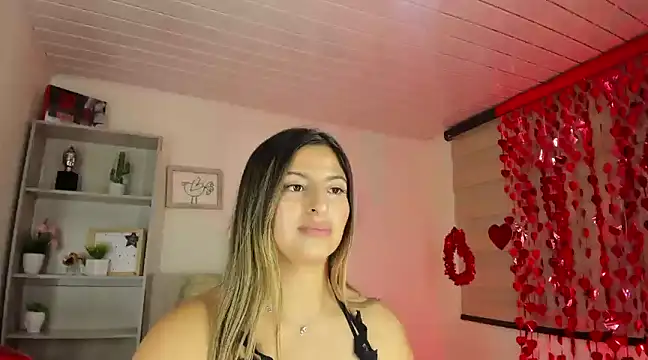 Snapshot of little_antonela chatting on February 2025 07:38:01 PM little antonela online show from February 2025 07:38:01 PM