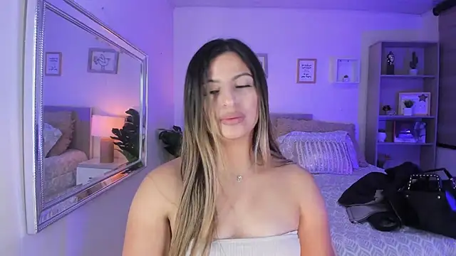 Snapshot of little_antonela chatting on March 2025 06:00:01 PM little antonela online show from March 2025 06:00:01 PM