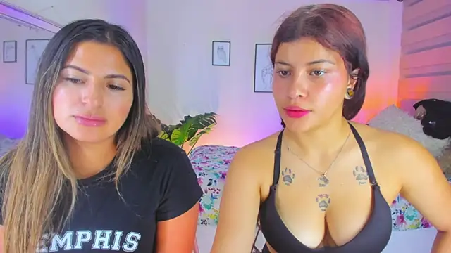 Snapshot of little_antonela chatting on October 2025 04:03:02 PM little antonela online show from October 2025 04:03:02 PM