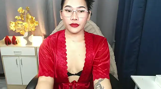Snapshot of Ur_Fantastic_Lina chatting on February 2025 12:47:02 PM Ur Fantastic Lina online show from February 2025 12:47:02 PM
