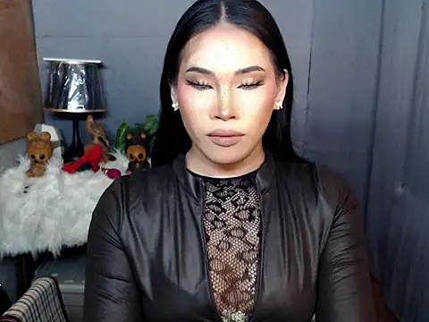 Ur Fantastic Lina online show from March 2026 02:54:02 PM