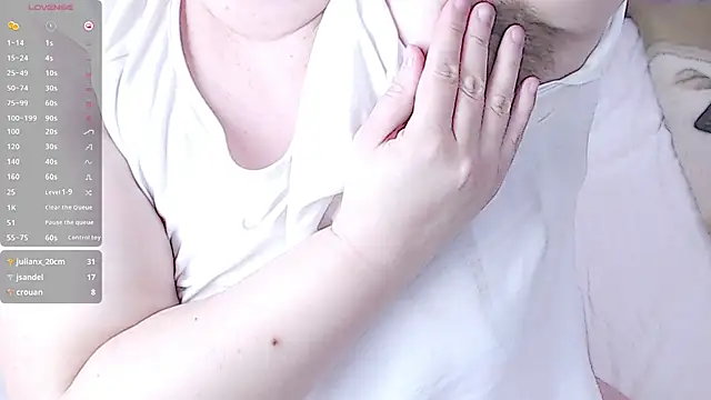 Snapshot of Heartful_BBW chatting on March 2025 12:48:02 PM Heartful BBW online show from March 2025 12:48:02 PM