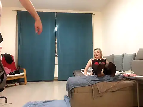 KellyAErick online show from December 2024 11:29:02 PM