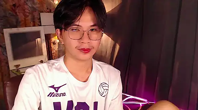 Snapshot of Sexy_Handsome_Drex chatting on December 2024 04:47:02 PM Sexy Handsome Drex online show from December 2024 04:47:02 PM