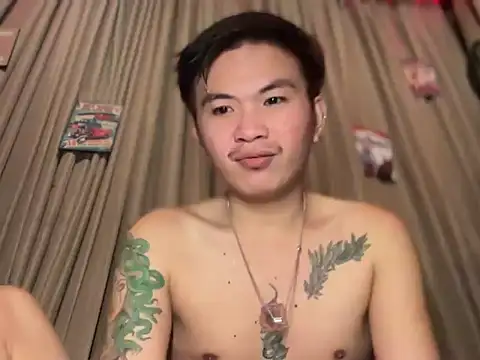 Snapshot of Sexy_Handsome_Drex chatting on June 2026 02:28:01 PM Sexy Handsome Drex online show from June 2026 02:28:01 PM