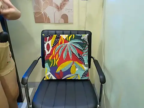 Snapshot of Skinny_regie99xxx chatting on September 2025 01:27:01 PM Skinny regie99xxx online show from September 2025 01:27:01 PM