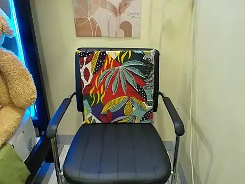 Snapshot of Skinny_regie99xxx chatting on September 2025 11:37:02 AM Skinny regie99xxx online show from September 2025 11:37:02 AM