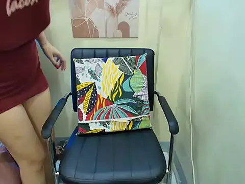 Snapshot of Skinny_regie99xxx chatting on October 2025 11:46:02 PM Skinny regie99xxx online show from October 2025 11:46:02 PM