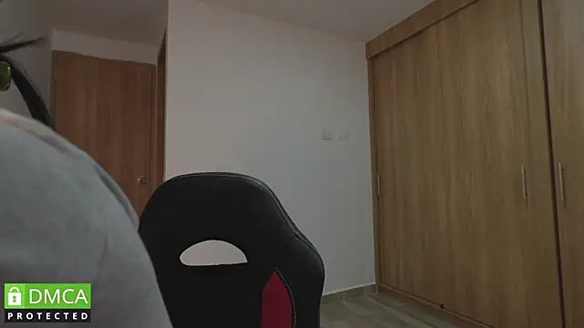 Snapshot of Dubois_Amy chatting on November 2025 12:42:02 AM Dubois Amy online show from November 2025 12:42:02 AM