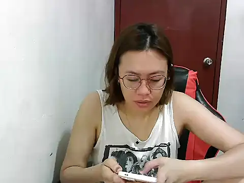 crizzybel online show from February 2025 11:26:02 PM