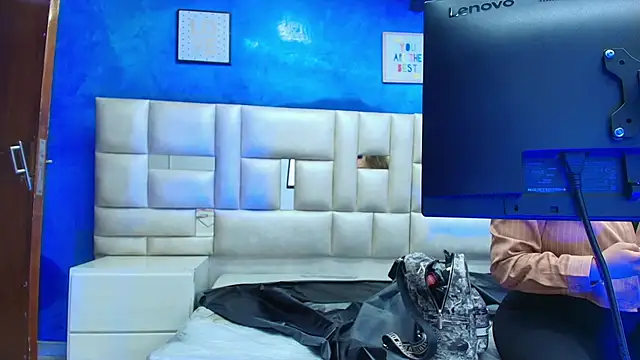 Snapshot of leon_gaby chatting on February 2025 07:17:02 PM leon gaby online show from February 2025 07:17:02 PM