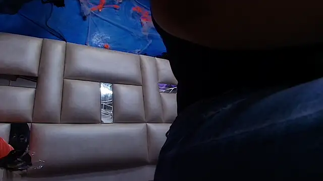 Snapshot of leon_gaby chatting on October 2025 07:18:01 PM leon gaby online show from October 2025 07:18:01 PM