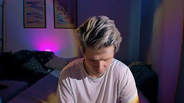 Breston Sweet online show from September 2025 03:58:02 PM