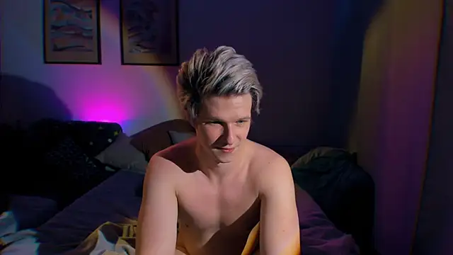 Breston Sweet online show from September 2025 07:47:01 PM