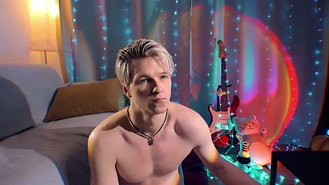 Breston Sweet online show from December 2025 11:22:02 PM