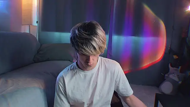 Snapshot of Breston_Sweet chatting on June 2026 04:39:01 AM Breston Sweet online show from June 2026 04:39:01 AM