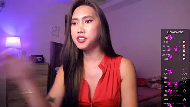 Snapshot of BombshellPH chatting on January 2025 08:51:02 PM BombshellPH online show from January 2025 08:51:02 PM