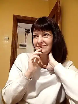 TiAmorre online show from October 2025 02:20:01 AM