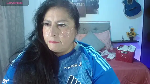 Keyla01  online show from June 2026 06:45:02 PM