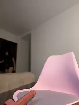 martiiaciar online show from November 2025 12:05:02 AM