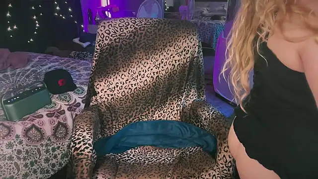 sage love online show from March 2026 10:47:01 PM