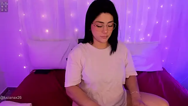 lucy26  online show from October 2025 02:23:02 AM