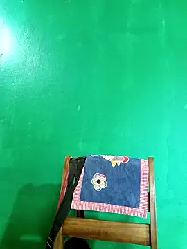 Emmacut online show from March 2026 02:16:01 PM