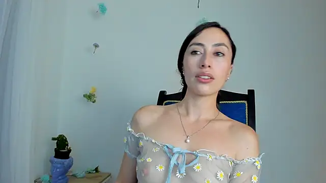 Amatiista online show from February 2025 12:38:02 AM