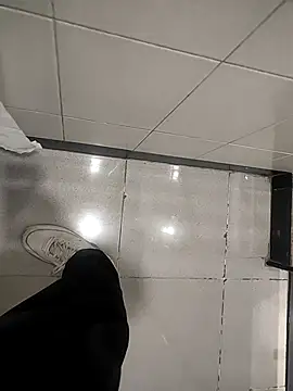 Swift2006 online show from March 2026 03:39:02 PM