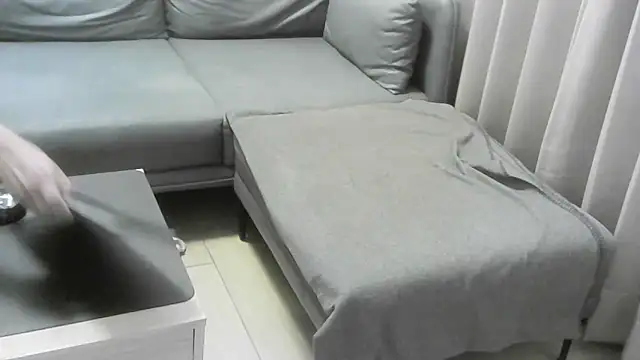 Snapshot of CKBE2021 chatting on March 2025 10:20:01 PM CKBE2021 online show from March 2025 10:20:01 PM