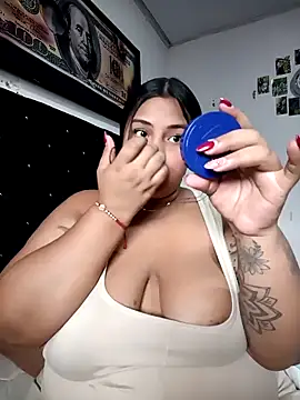 Snapshot of Edithxxx1 chatting on December 2025 06:34:01 PM Edithxxx1 online show from December 2025 06:34:01 PM